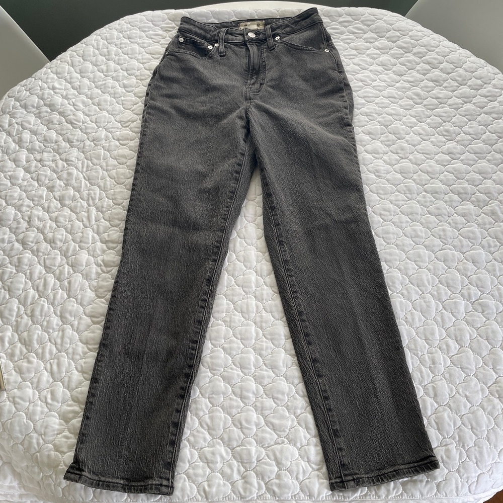Madewell High-Rise Straight Jeans in Washed Black